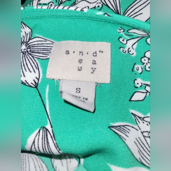 SMALL a•n•d e a w y dress, NEW with tags attached - Picture 2 of 2